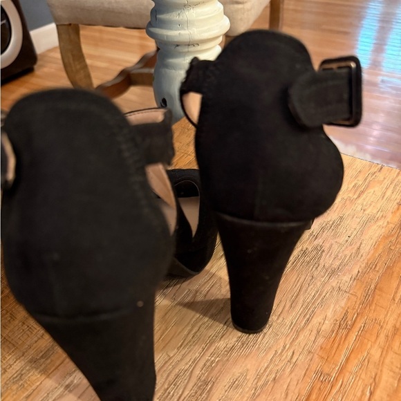 Torta Caliente Black Mary Jane Heels Ankle Straps Suede Platform great cond! 🖤 - Picture 6 of 8